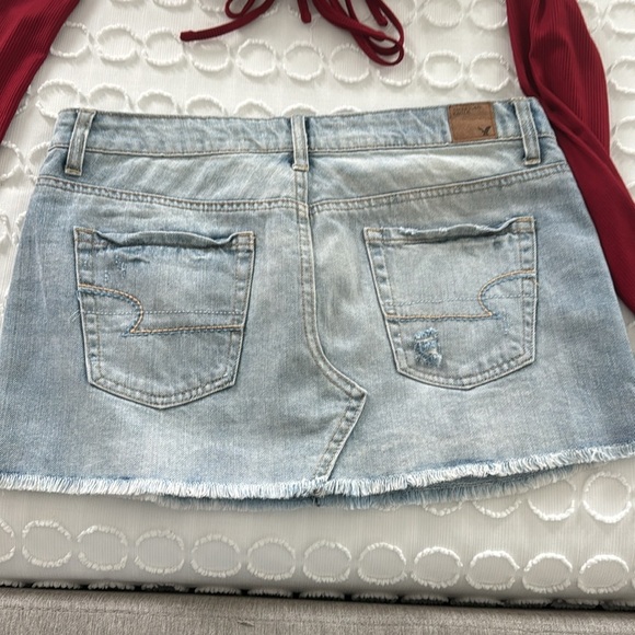 American Eagle Denim distressed skirt - Picture 6 of 7